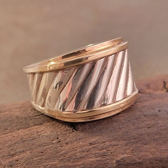 David Yurman 14k & Sterling Ribbed Cigar Band Ring - Picture 9 of 14